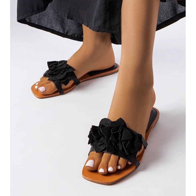 Black slides decorated with Flowers from Rapids 1