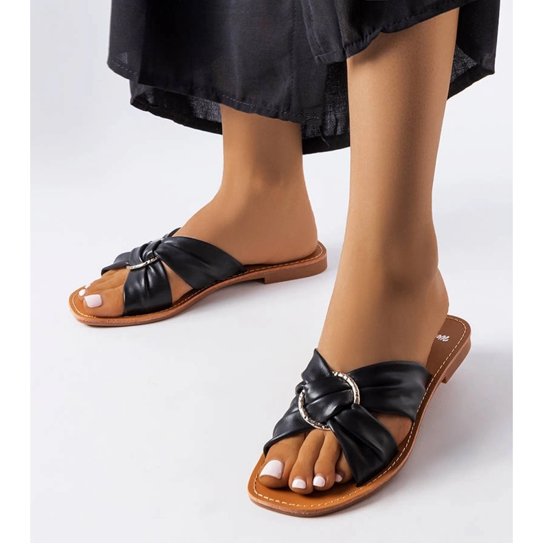 Black elegant slippers from Belisarda 1