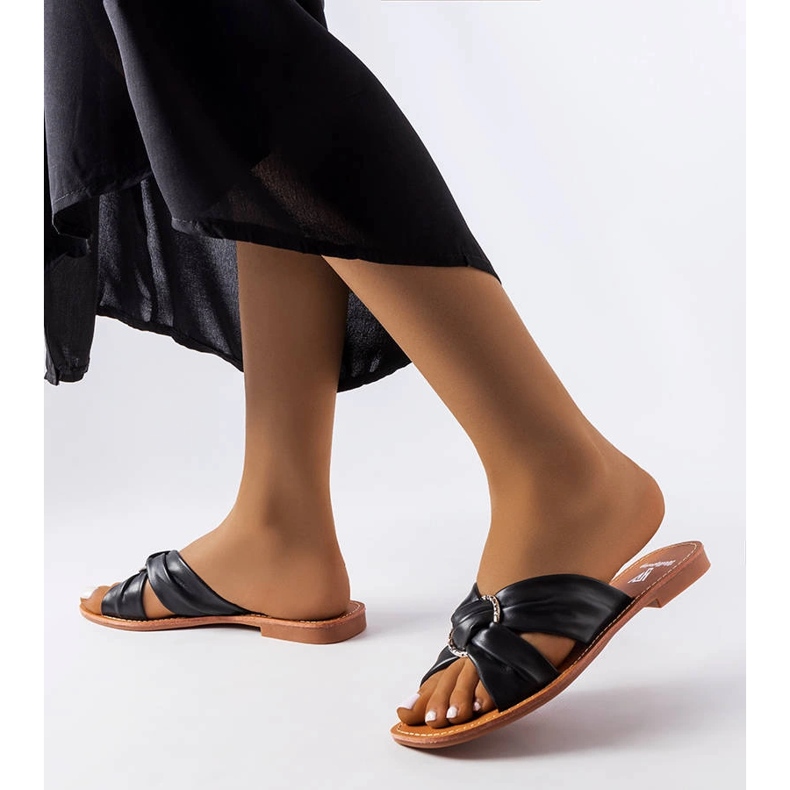 Black elegant slippers from Belisarda 2