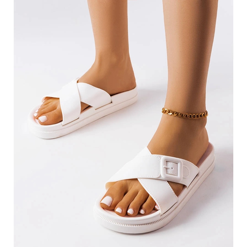 White rubber sliders with a buckle from Pauline 1