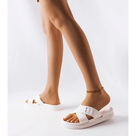 White rubber sliders with a buckle from Pauline 2