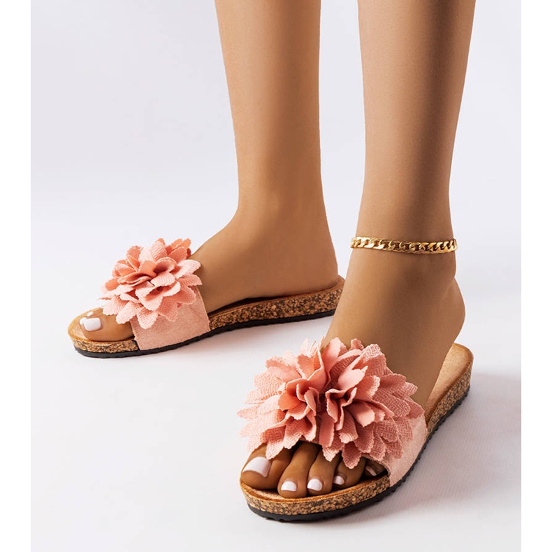 Pink slippers decorated with Farland flowers 1