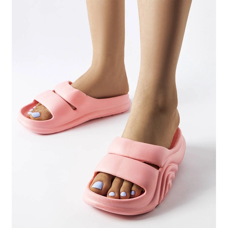 Pink rubber slippers from Geneve 1