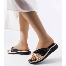 Black and gold wedge sandals from Luce 2