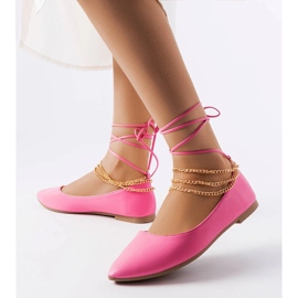 Pink ballerinas with a decorative clasp from Donat 1