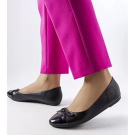 Black patent toe ballerinas from Despins 1