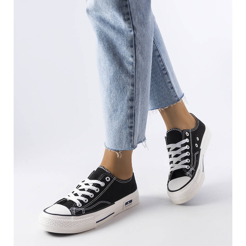 Roslyn black sneakers 2