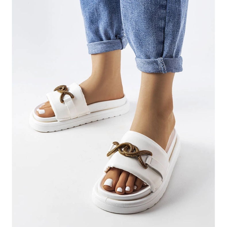 White platform sandals from Frédérique 1