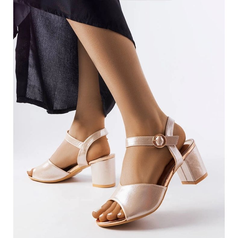 Gold sandals on Vinceza's post beige 1 Gold sandals on Vinceza's post beige 1