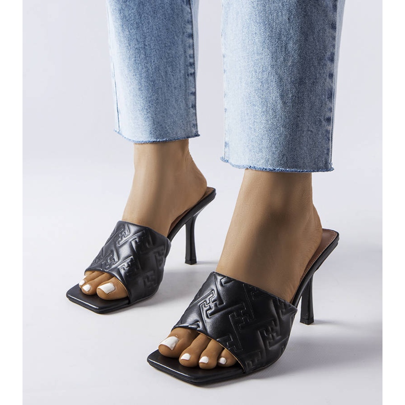Black elegant heeled sandals from Cambrina 1