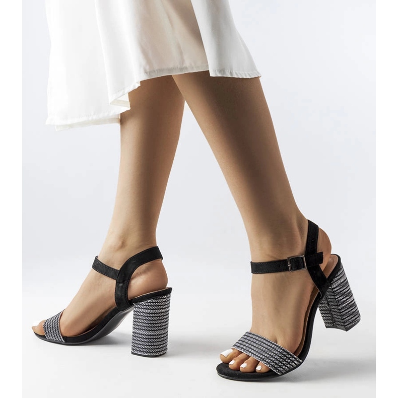 Black sandals decorated with Aurelita silver thread 1