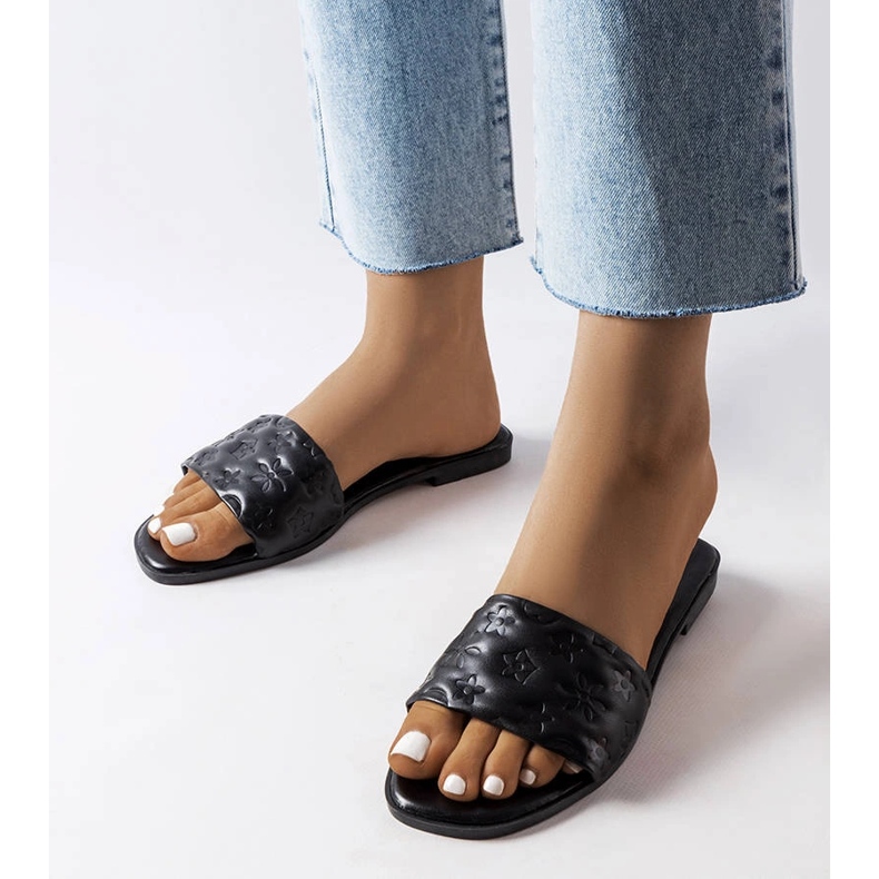 Black flat sandals from Amalie 1