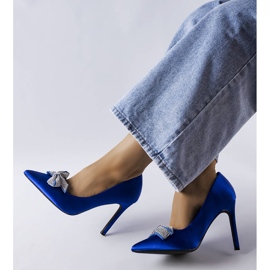 Blue pins with a satin finish and a Mia bow 2