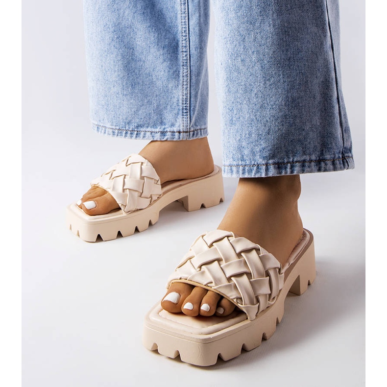 Beige slippers with a tractor sole from Lora 1