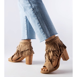 Openwork boots on the M263 post beige 1