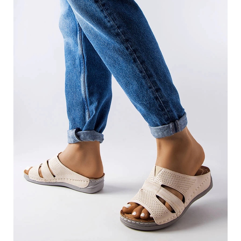 Beige light wedge sandals from Oliwia 1