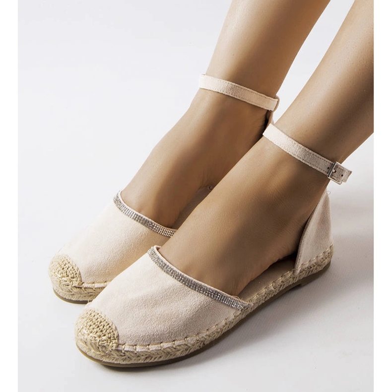 Beige espadrilles from Licia 1