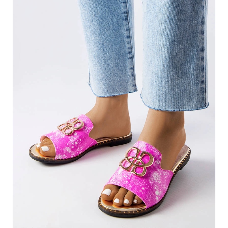 Inna Pink women's slippers with a Lea buckle 1