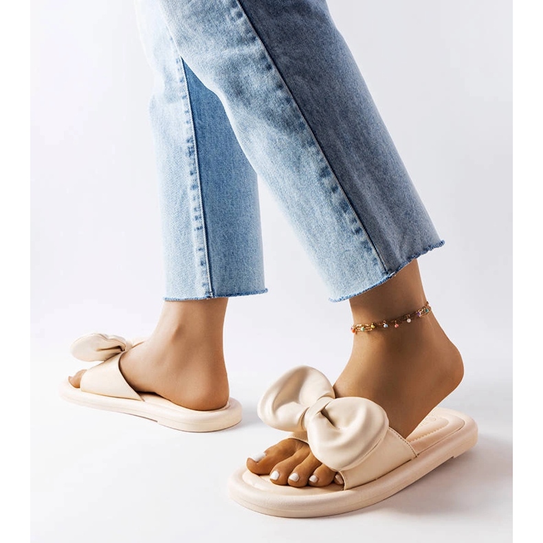 Inna Beige bow slippers from Lende 2