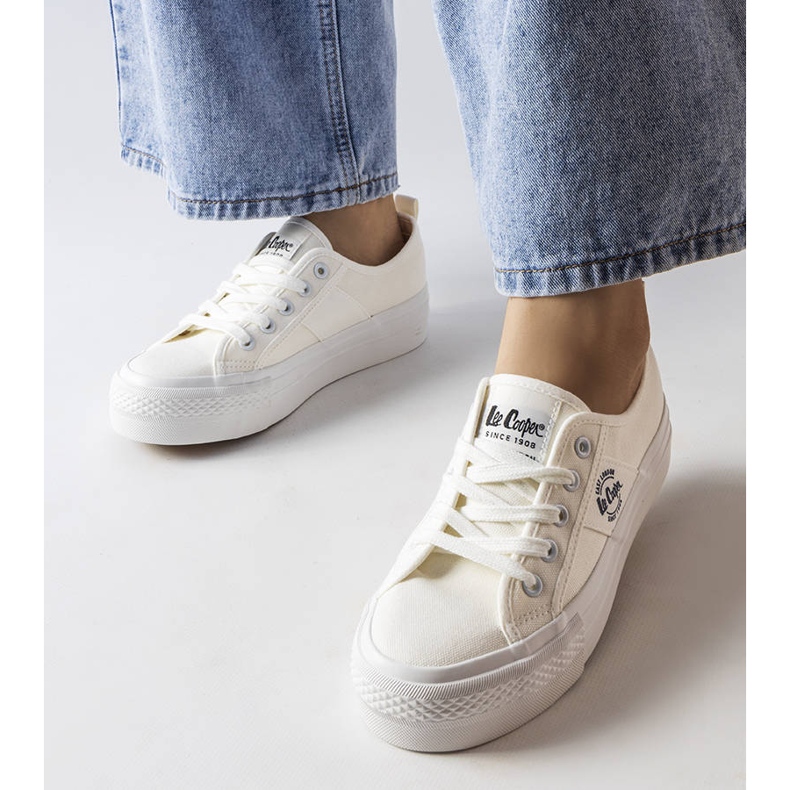 Lee Cooper LCW-22-31-0837L white sneakers 1 Lee Cooper LCW-22-31-0837L white sneakers 1
