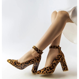 Inna Leopard print pumps from Achen brown 1