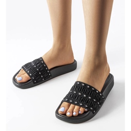 Black sliders decorated with ruffles from Ernest 1