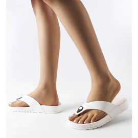 Elide white platform flip-flops 2