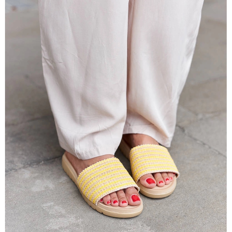 Yellow woven Capovalle slides 1