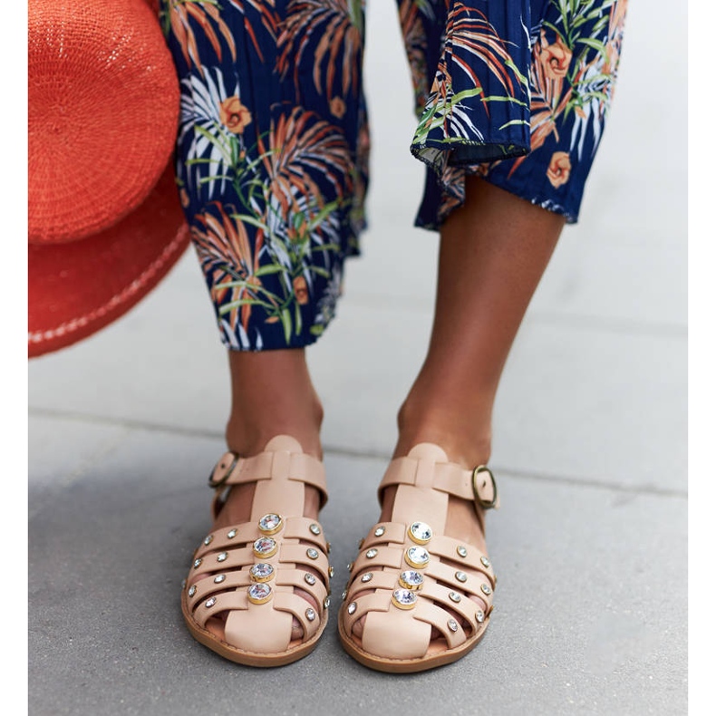 Beige sandals decorated with rhinestones from Gaetano 2