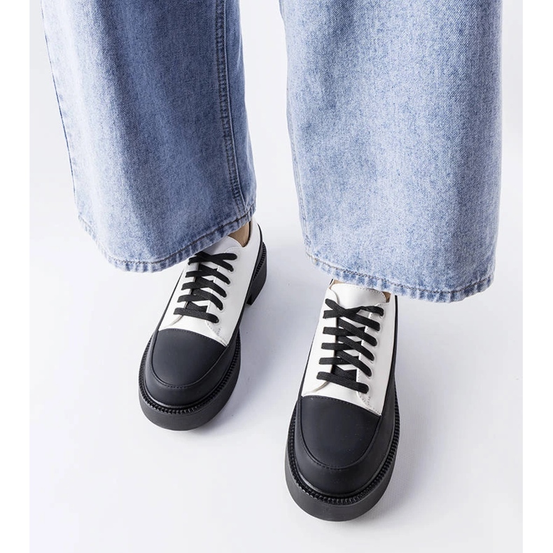 White flat shoes from Merico 1