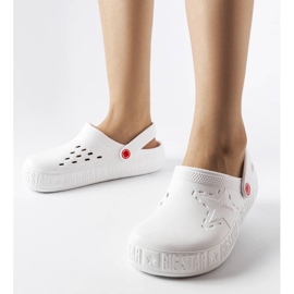 Big Star II275003 white slippers 1