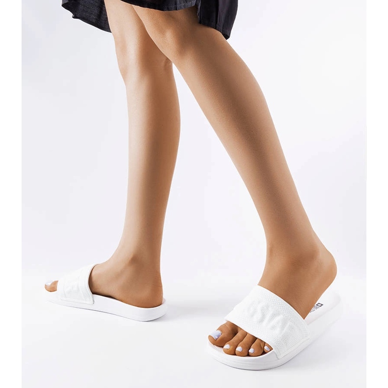 Big Star LL274A159 white slippers 1