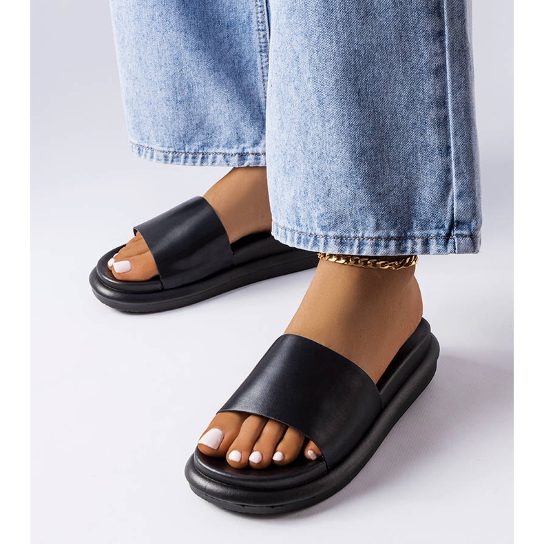 BM Black slippers on the Paquette platform 1