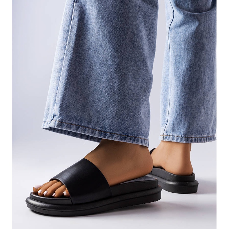 BM Black slippers on the Paquette platform 2