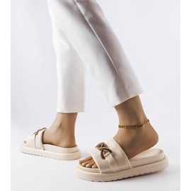 Beige platform slides from Frédérique 2