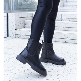 Black insulated Galvani snow boots 1