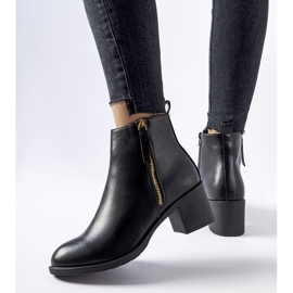 Black classic Ivano low-heeled ankle boots 1