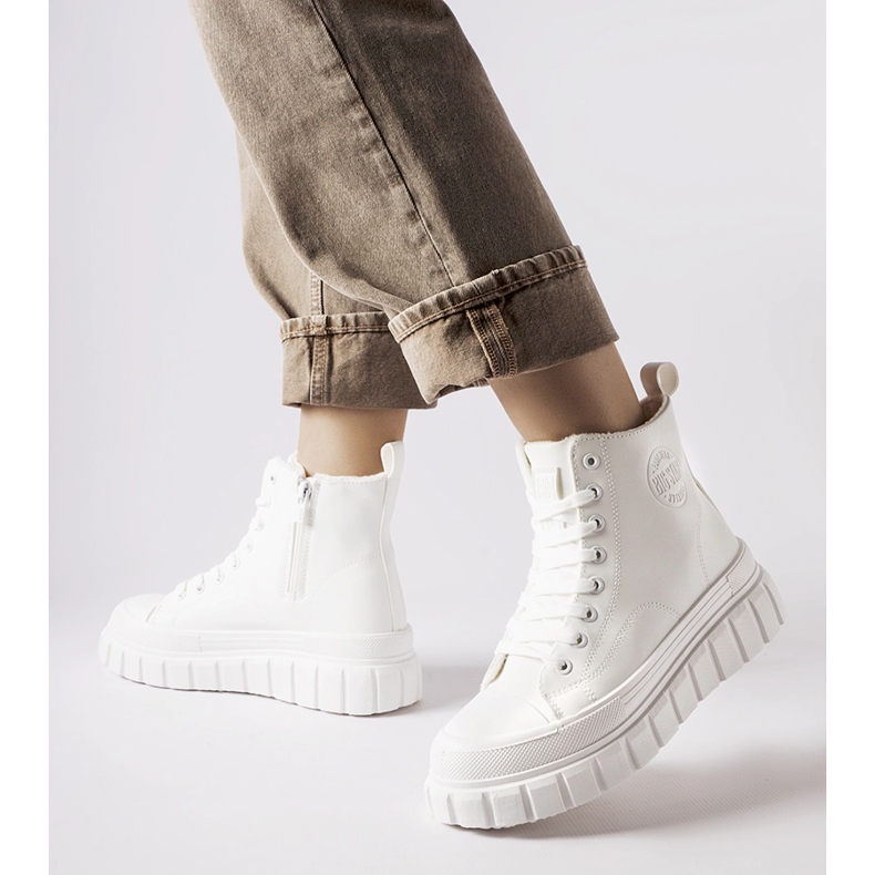 White insulated sneakers Big Star MM274624 1