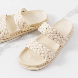 PA1 Beige Reesal slippers 1