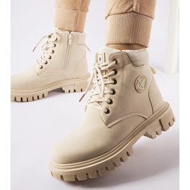 Beige insulated women's Araujo boots 1