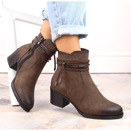 Women's high-heeled boots with a decoration, insulated brown Jezzi ASA128-37 2 Women's high-heeled boots with a decoration, insulated brown Jezzi ASA128-37 2