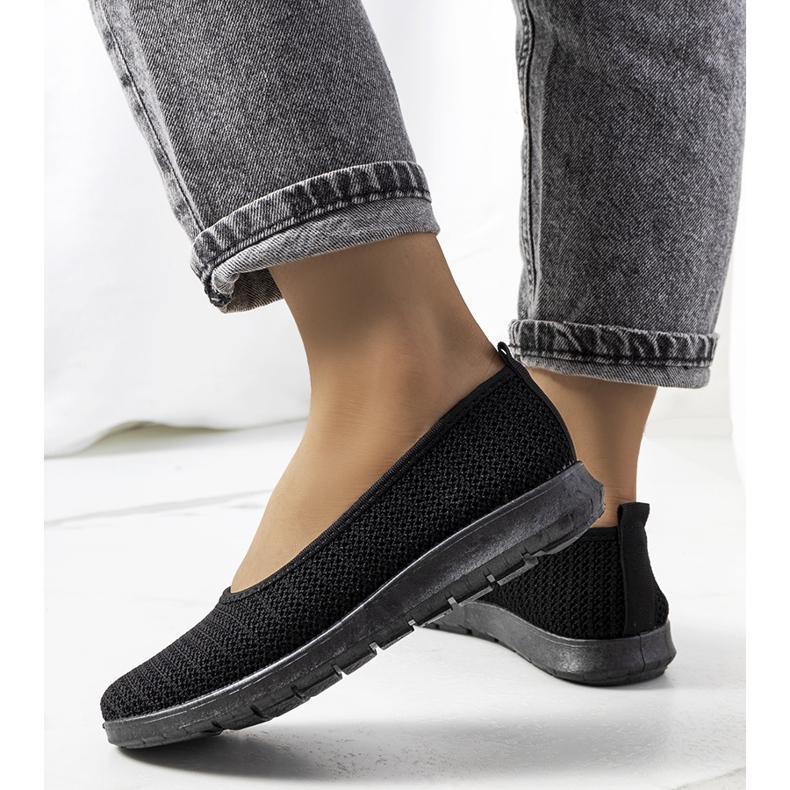 Black openwork sneakers from Ilse 1