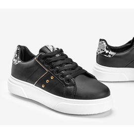Black sneakers with a snakeskin motif from Ellen 2