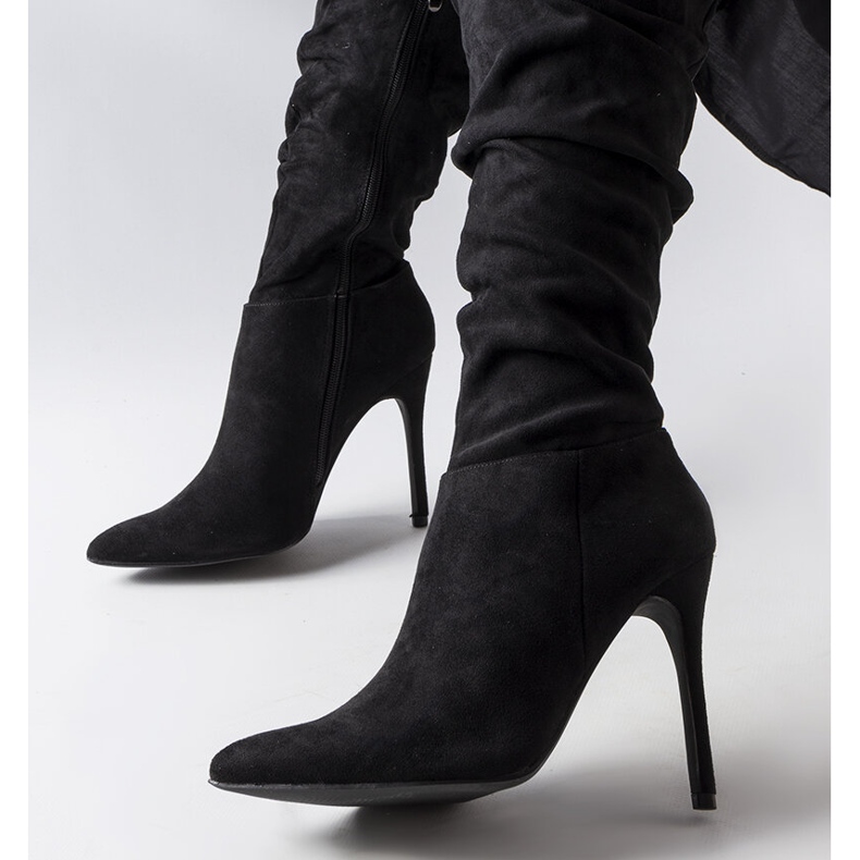Black crinkled high heel boots from Deli 2