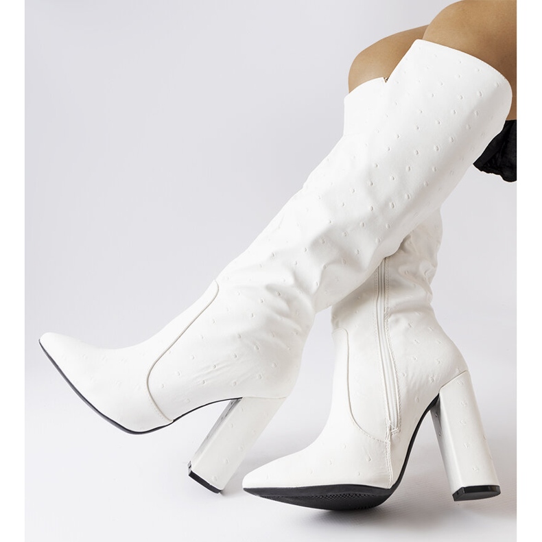 White boots X8266 White black 1