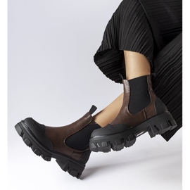 Dark brown slip-on boots from Sibyla 1