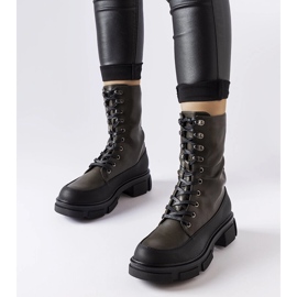 Green worker boots with a thicker sole from Lori 1