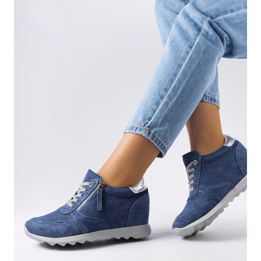 Navy 2025 wedge sneaker