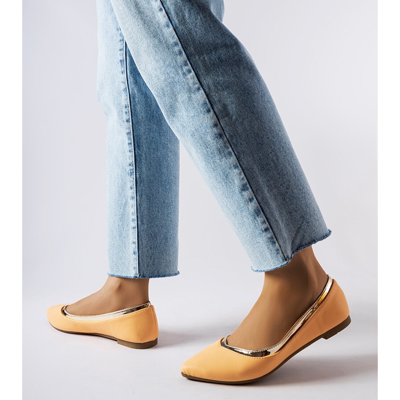 Orange pointy toe ballerinas from Vittorio 1