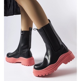 Black boots with a colored sole from Delebio 1